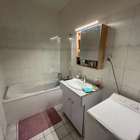 Laiterie, Confort アパート